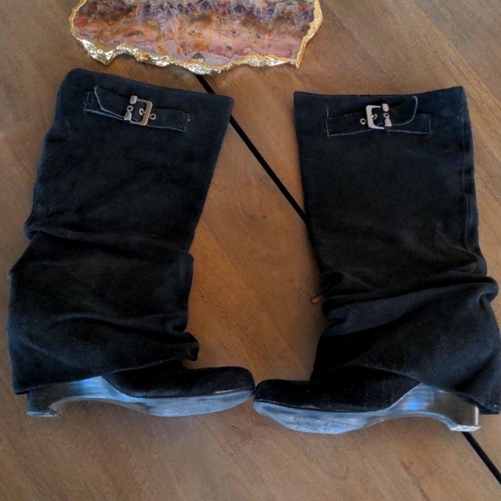 Black slouch boots size 8